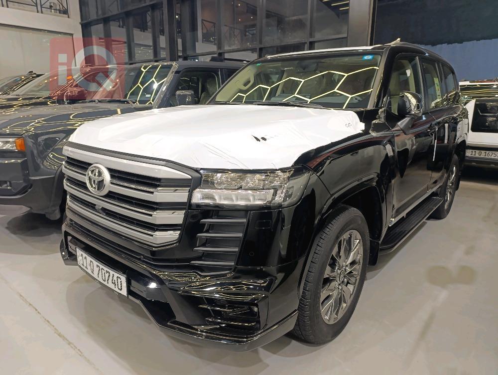 تۆیۆتا لاند کروزەر